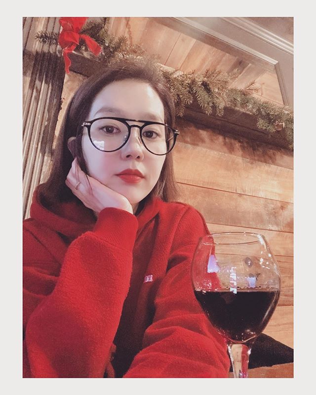 ‘Fin.K.L’ Lee Jin, “Happy New Year” Greeting, Sung Yu‑ri “Blue Susan ♥”