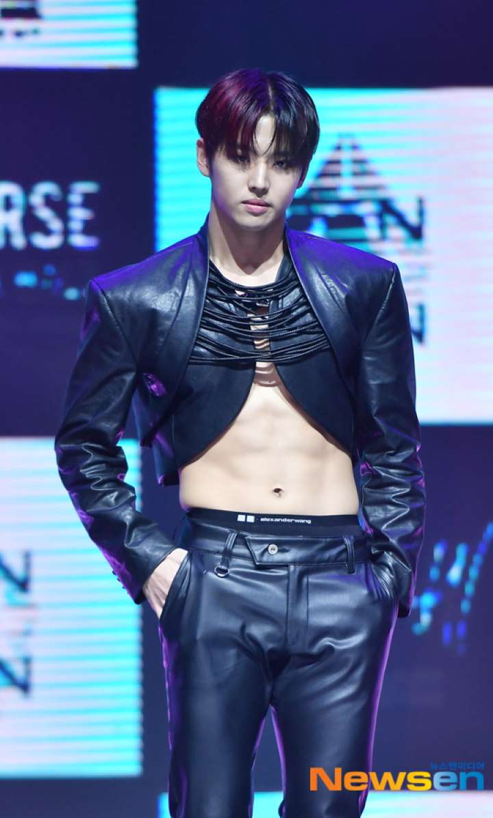 PENTAGON’s Hongseok Blessed Us All With His Sculpted Abs In A Sexy Leather ...