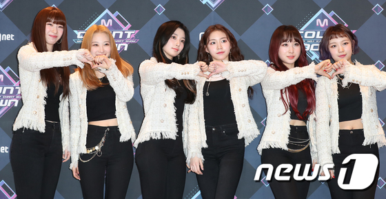 Rocket Punch Attended Mnet’s “M Countdown” Rehearsal