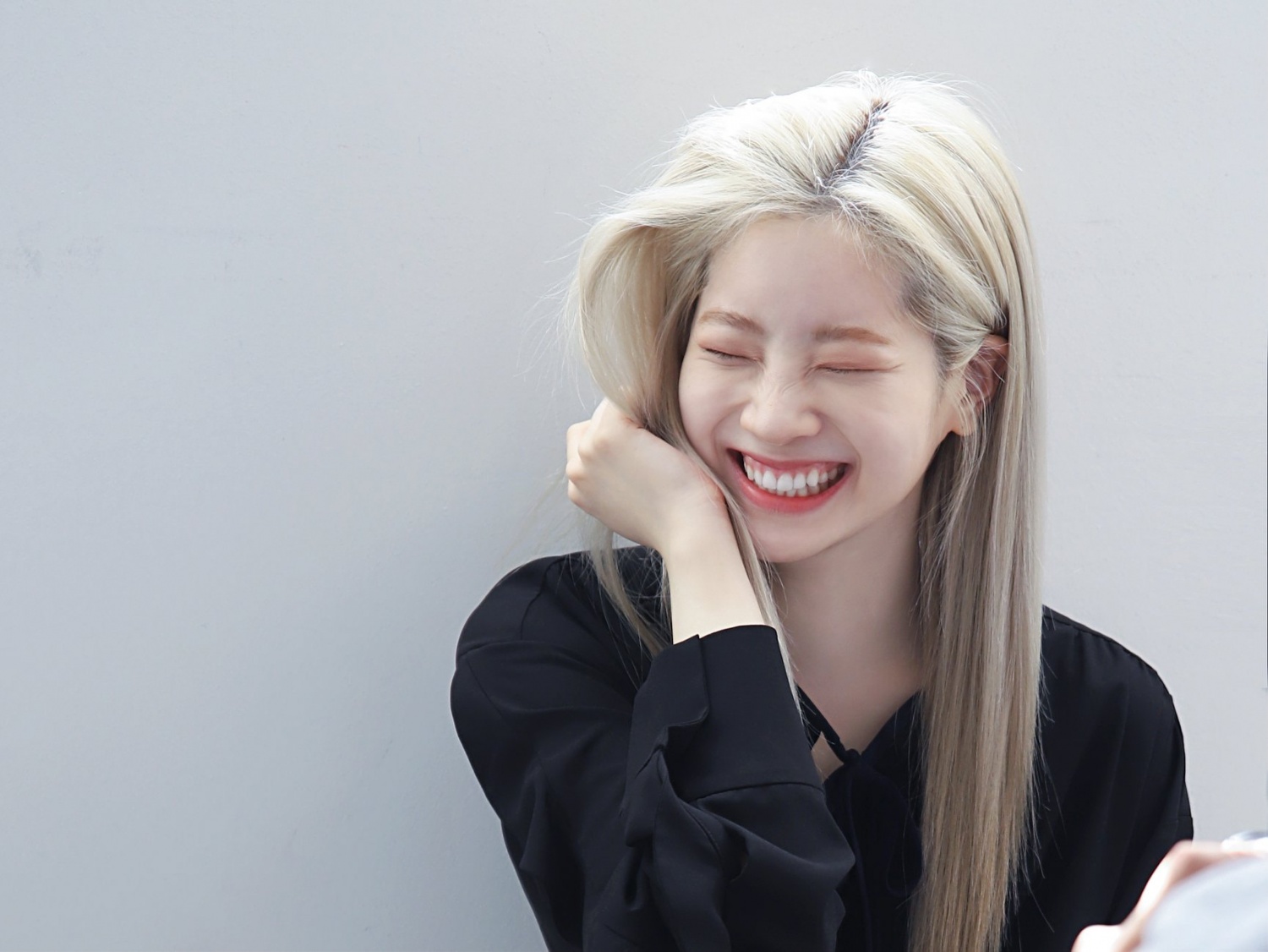 TWICE Dahyun Platinum Blonde Hairstyle + Exclusive Photos From Latest Photoshoot