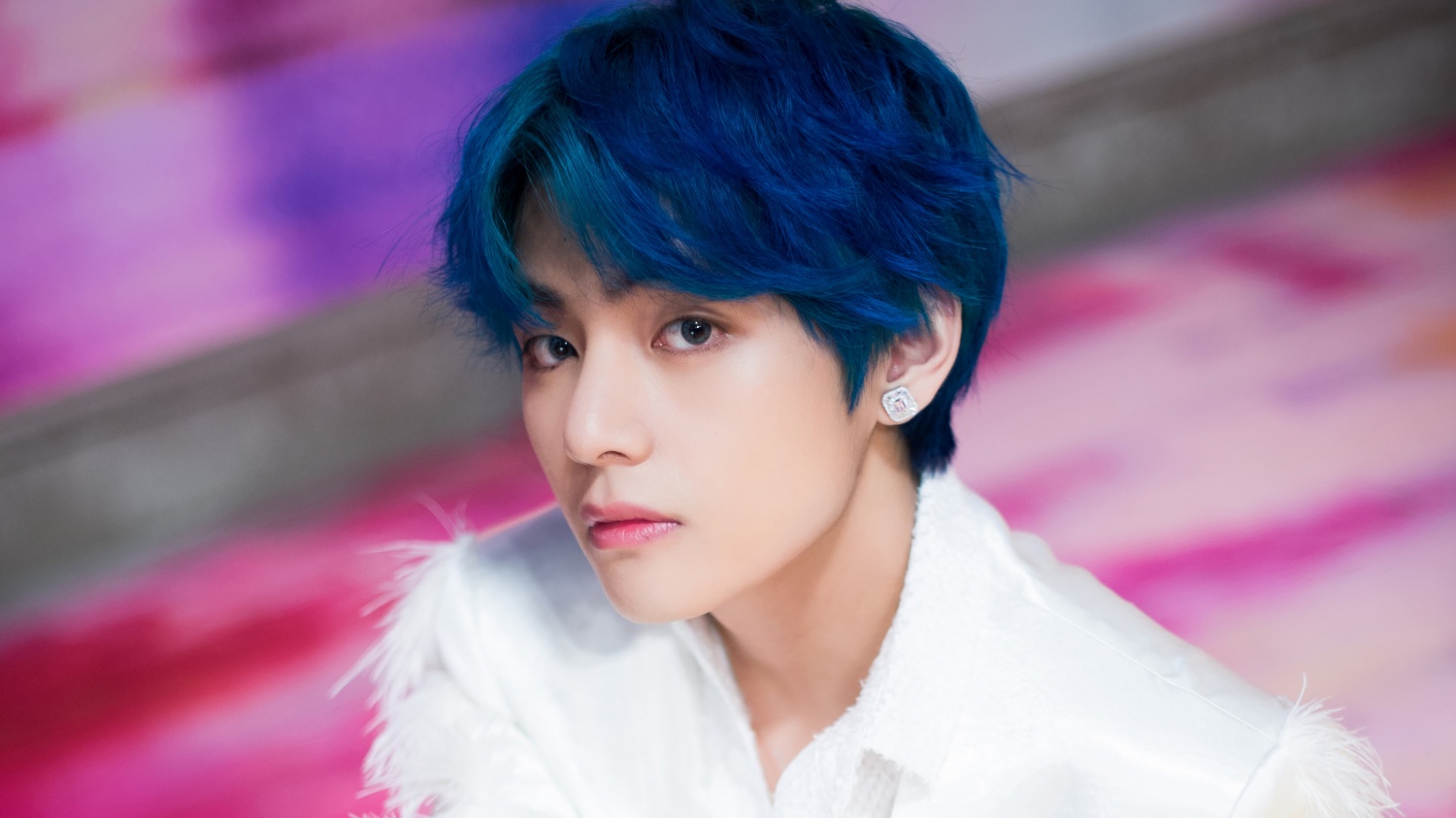 BTS V’s Chinese Fan Base Pays 5.2 Billion Won for MOS:7 Album Breaking Another Record