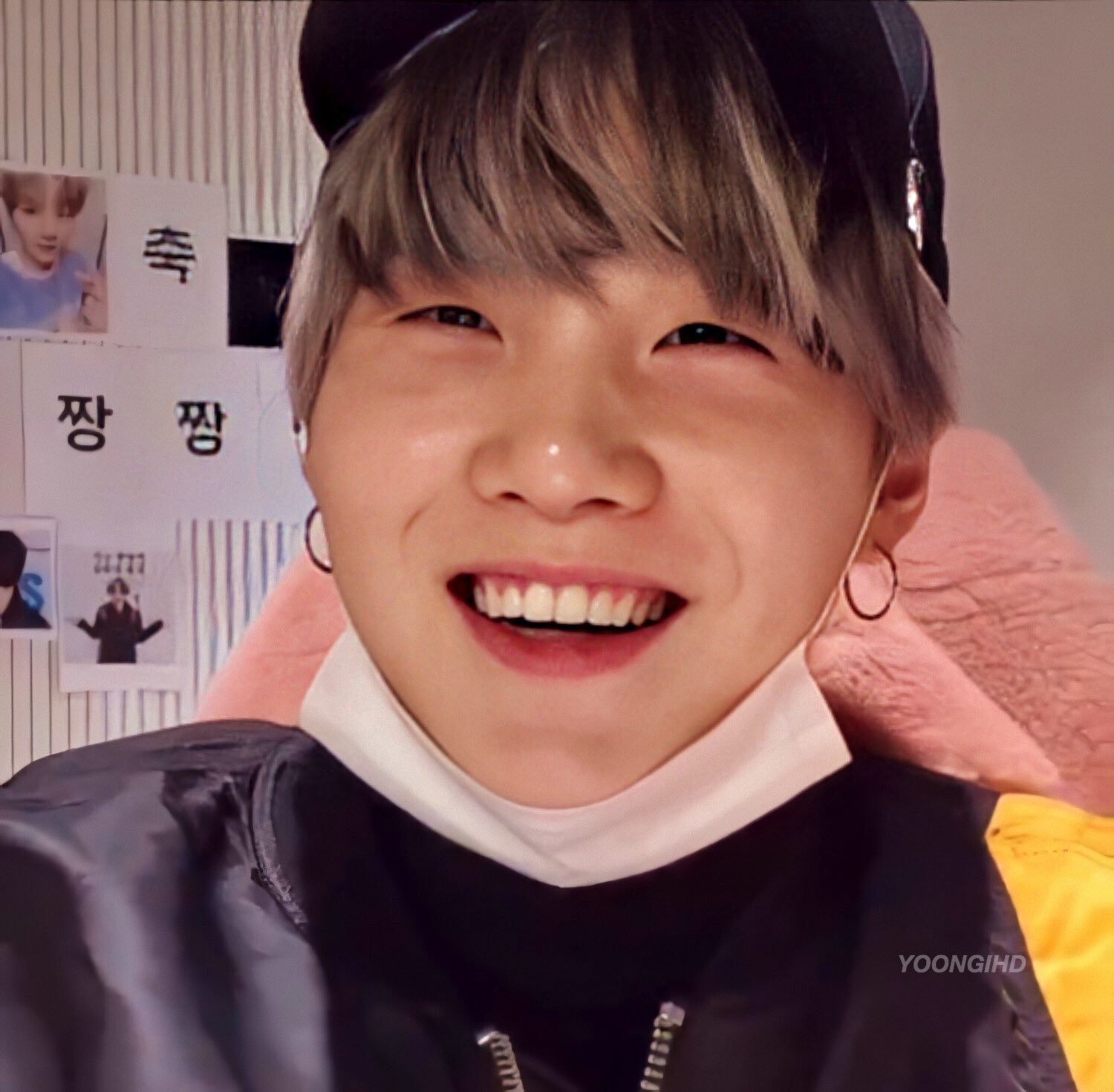 Here Are 10+ Photos Of BTS’s Suga Dazzling You With His Adorable Smile ...