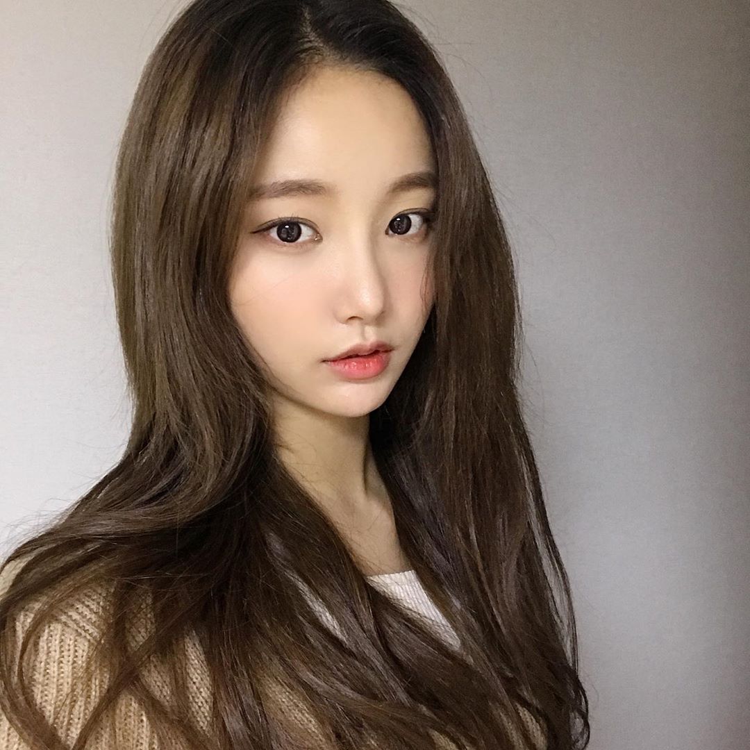 Yeonwoo Addresses Criticisms After Sharing “Nth Room” Petitions