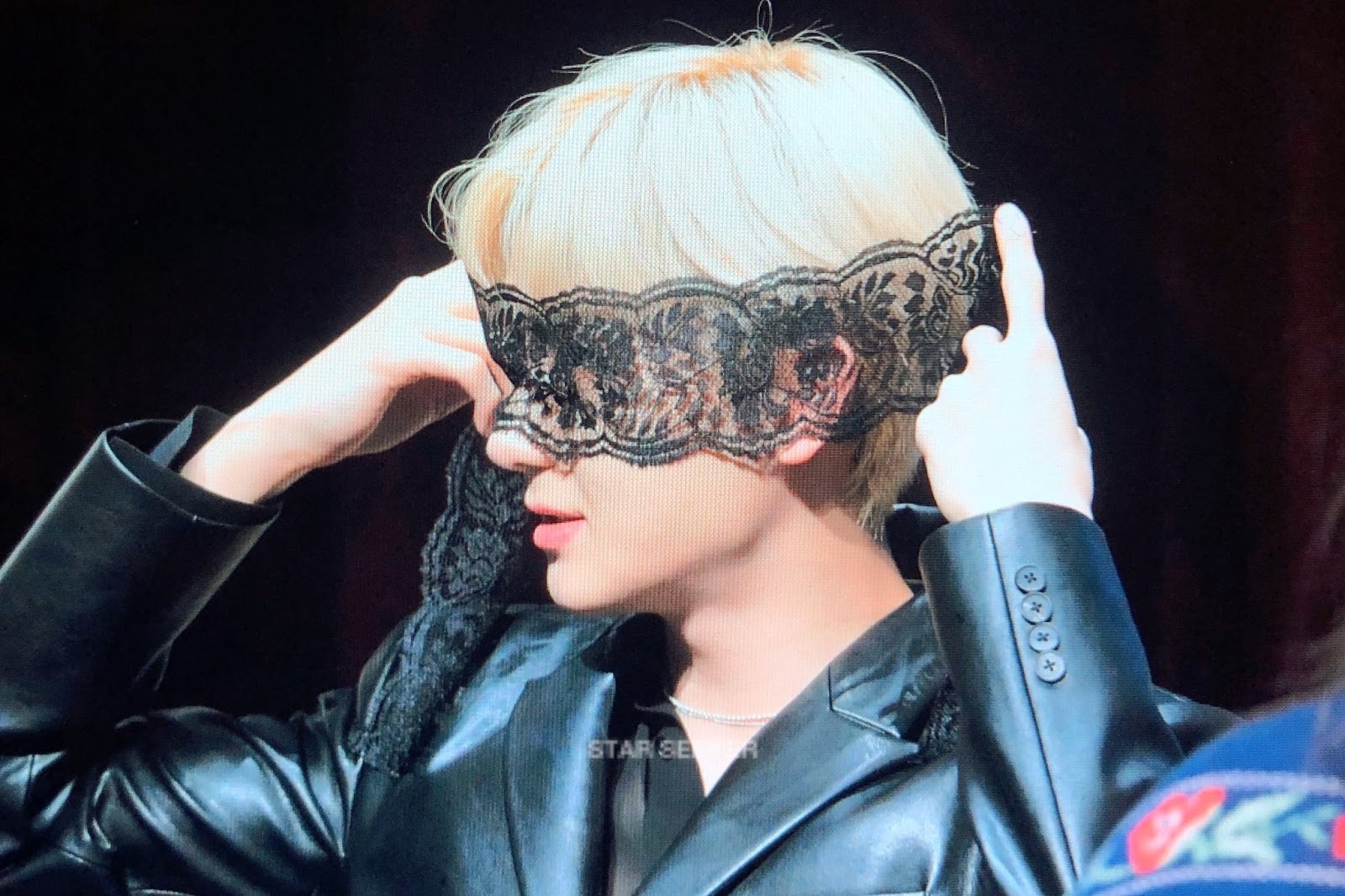 hyunjae blindfold 1