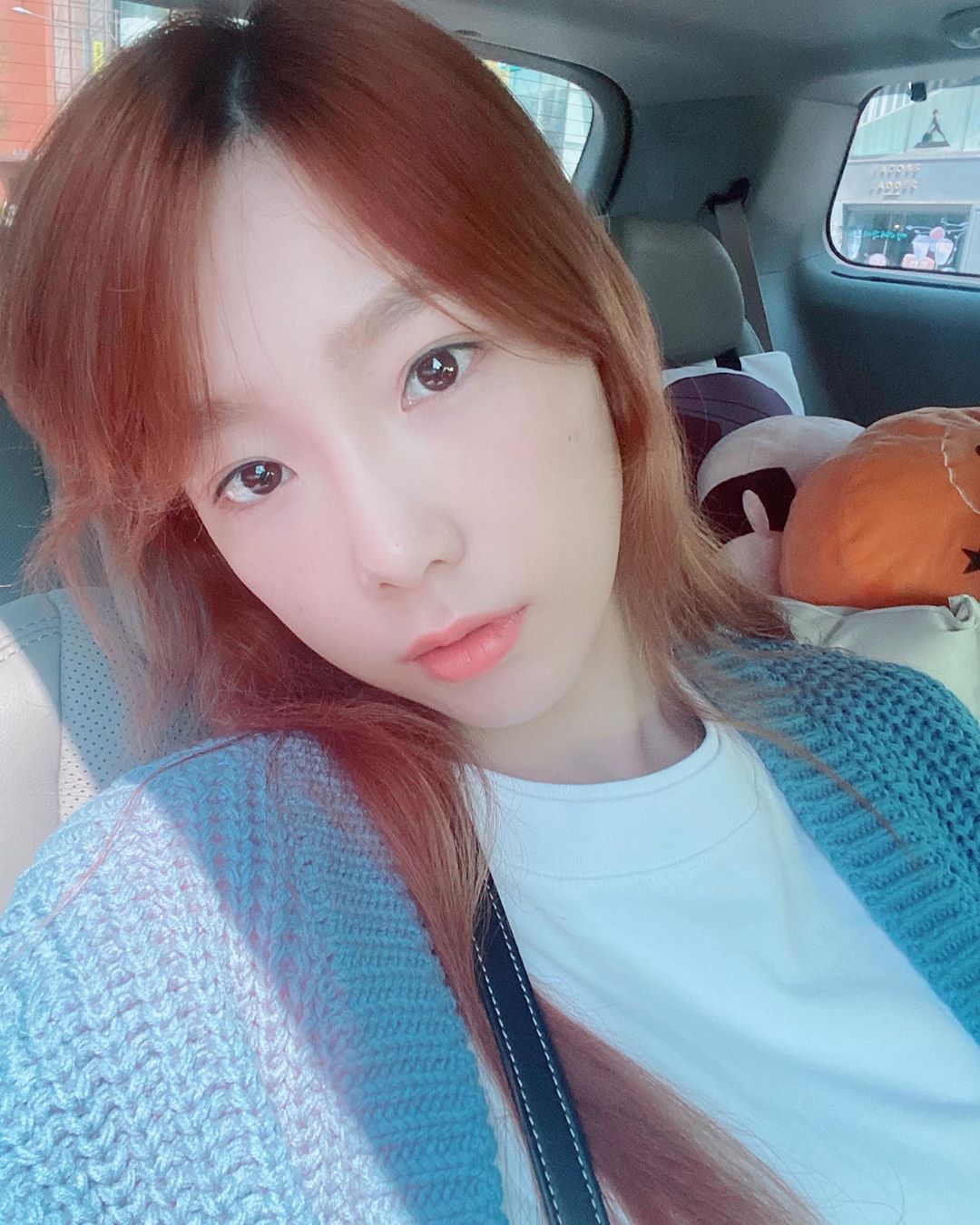 Check Out Taeyeon’s New Selfie Photos