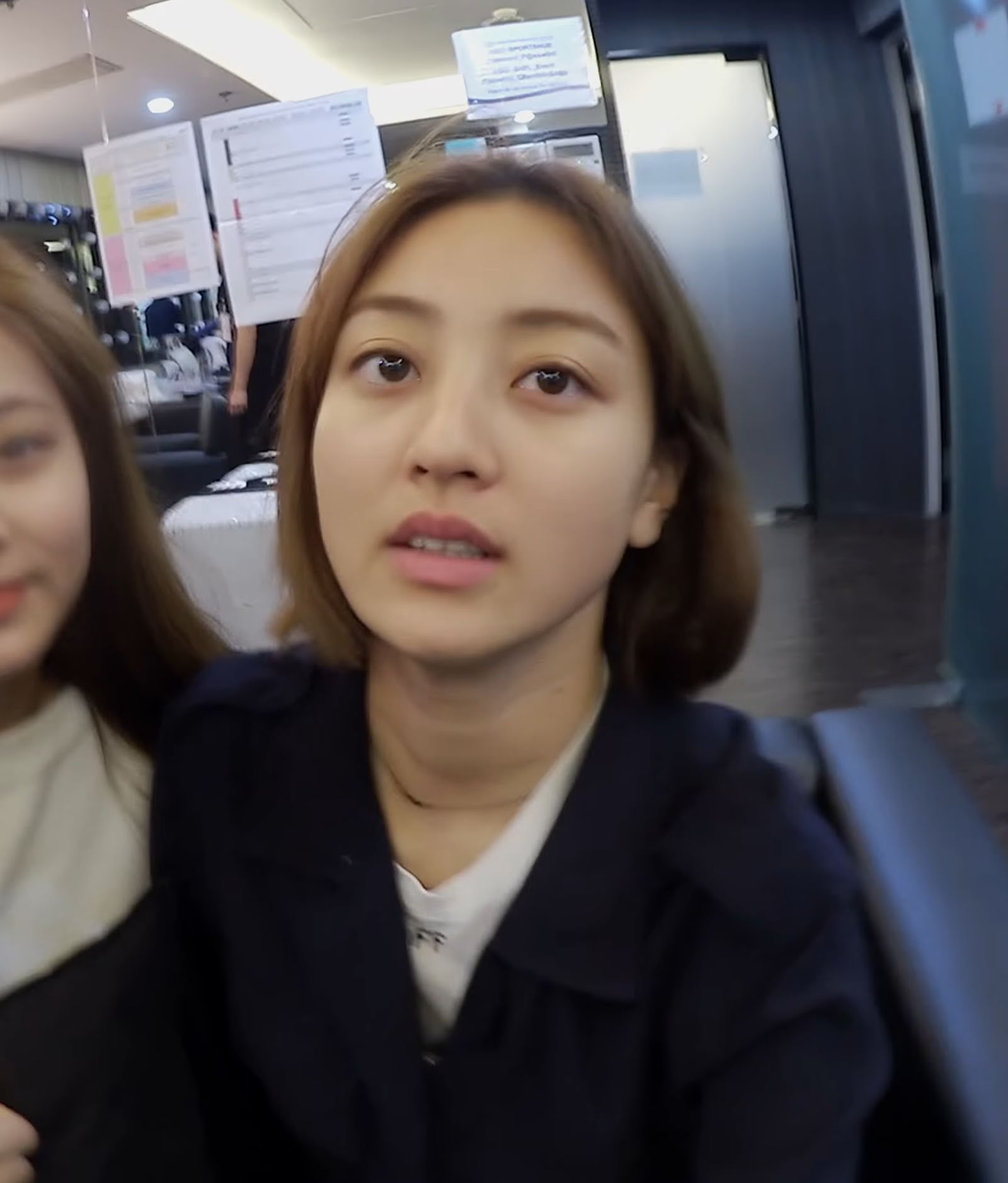 15+ Times TWICE’s Jihyo Boldly Showed Off Her No Makeup Visuals – K-Luv
