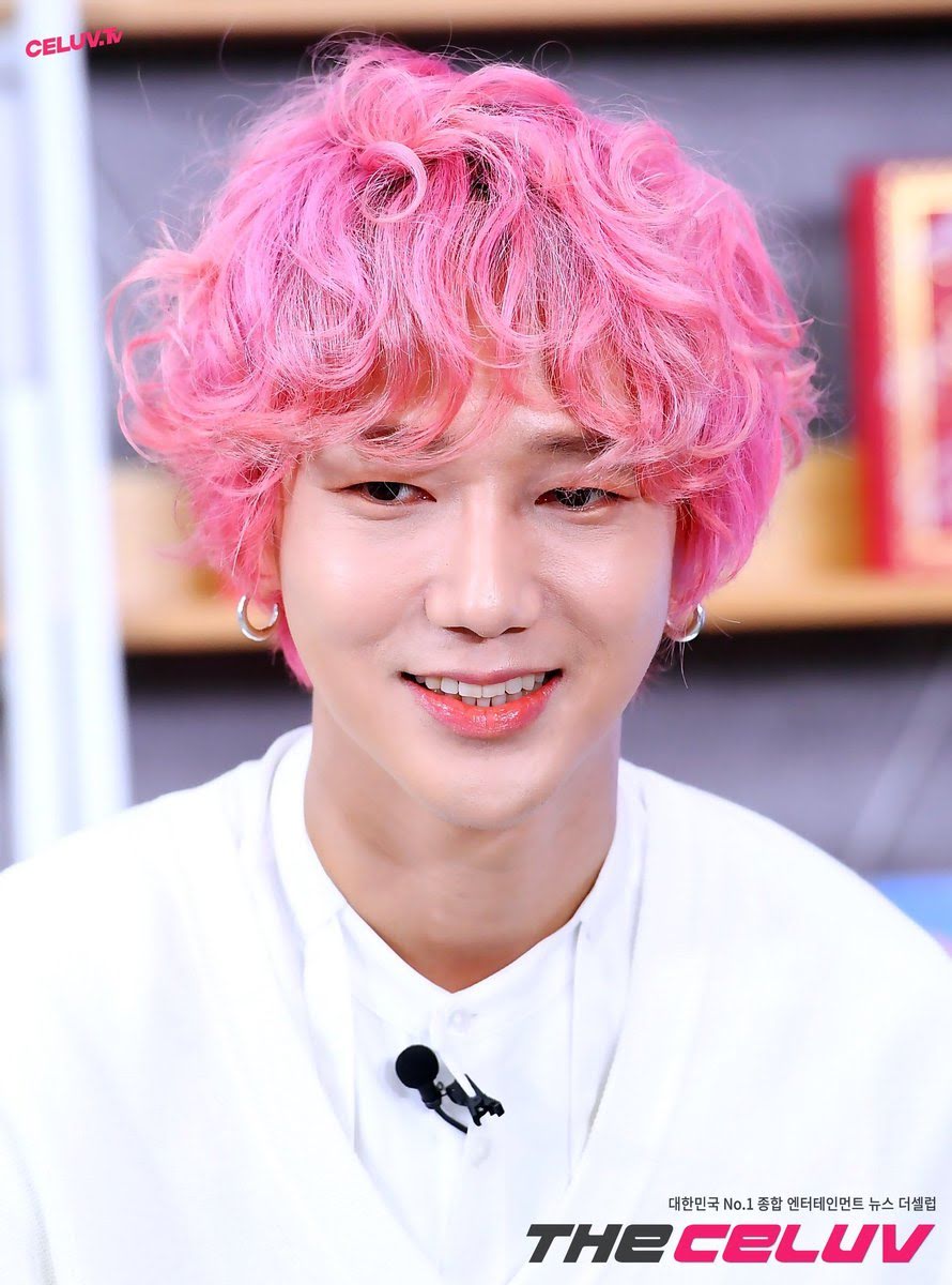 pink curly 34