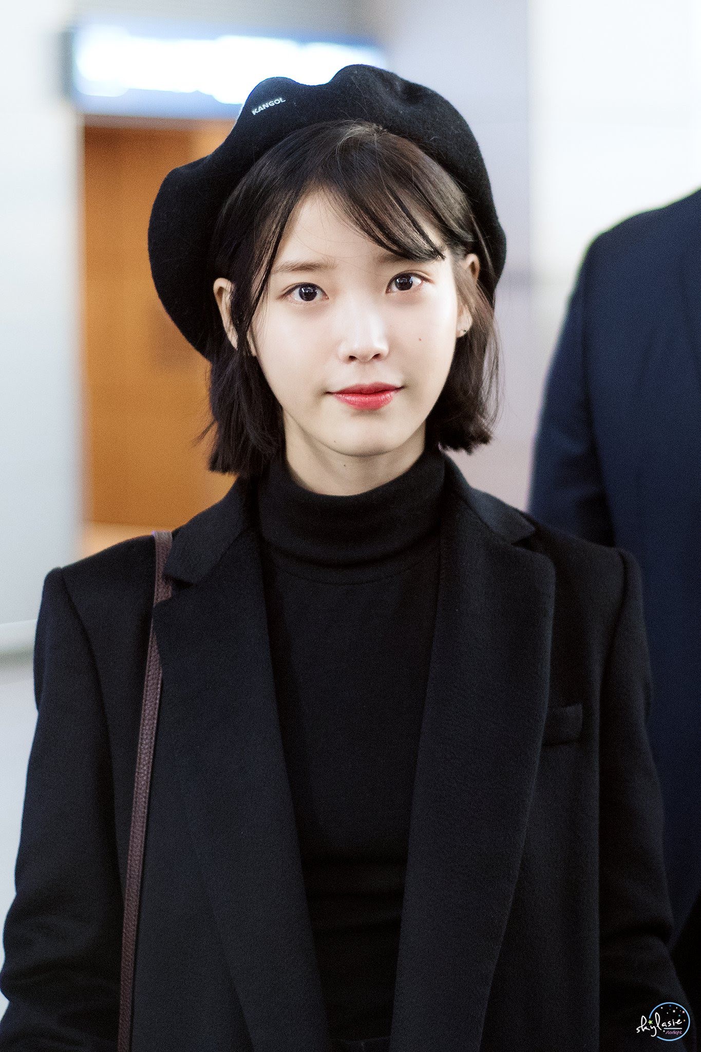 10-times-iu-impressed-with-her-chic-visuals-in-boss-af-suits.jpg