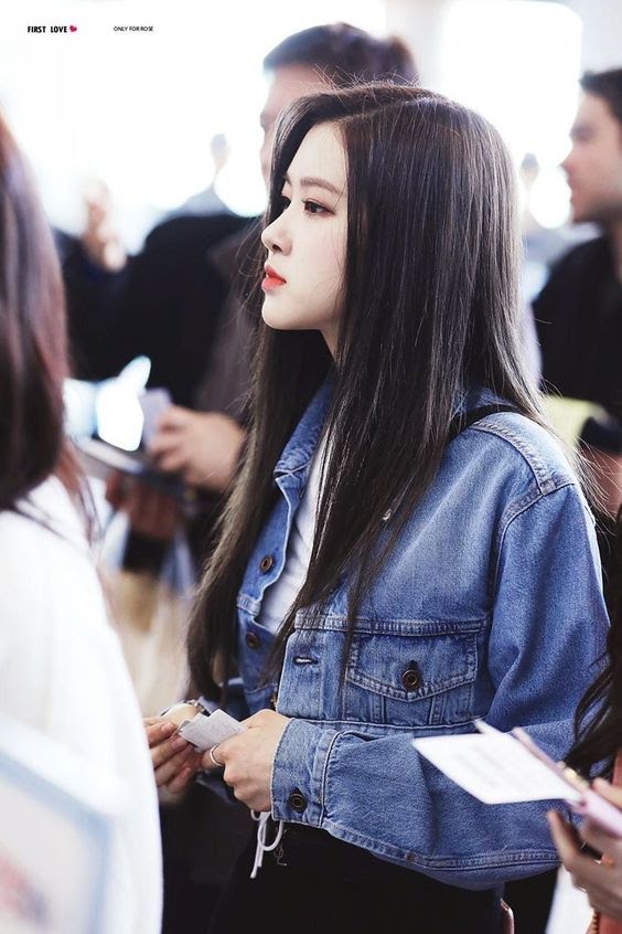 Here Are 30+ Photos Of BLACKPINK Rosé’s Incredibly Beautiful Side ...