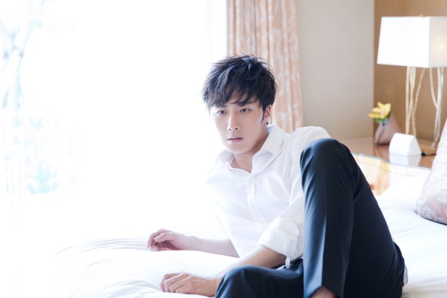 22014 10:11 Jung Il-woo in Bali for BNT International Part 2: In Bed Cr.BNT International15