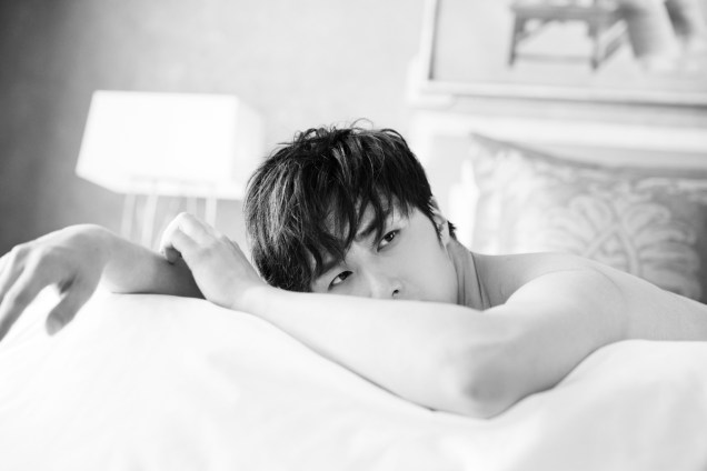 22014 10:11 Jung Il-woo in Bali for BNT International Part 2: In Bed Cr.BNT International2