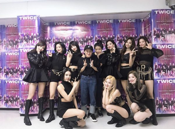 TWICE To Hold An Online Concert In August Using SM Entertainment’s “Beyond Live” Platform