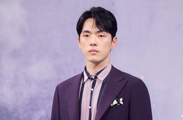 Kim Jung Hyun Announces His Contract With His Agency Has Expired, Accuses Them Of Spreading False Information +To Sue For Defamation