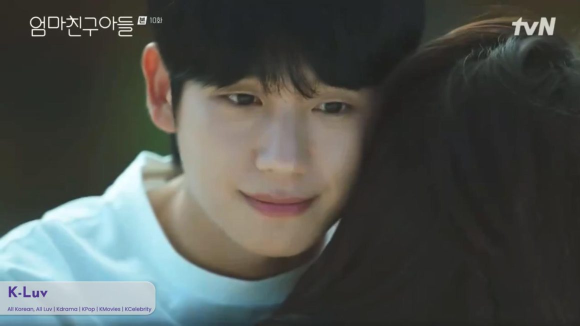 Jung Hae-In gives Jung Somin a not-friendship hug in ‘Love Next Door’ (EP10)