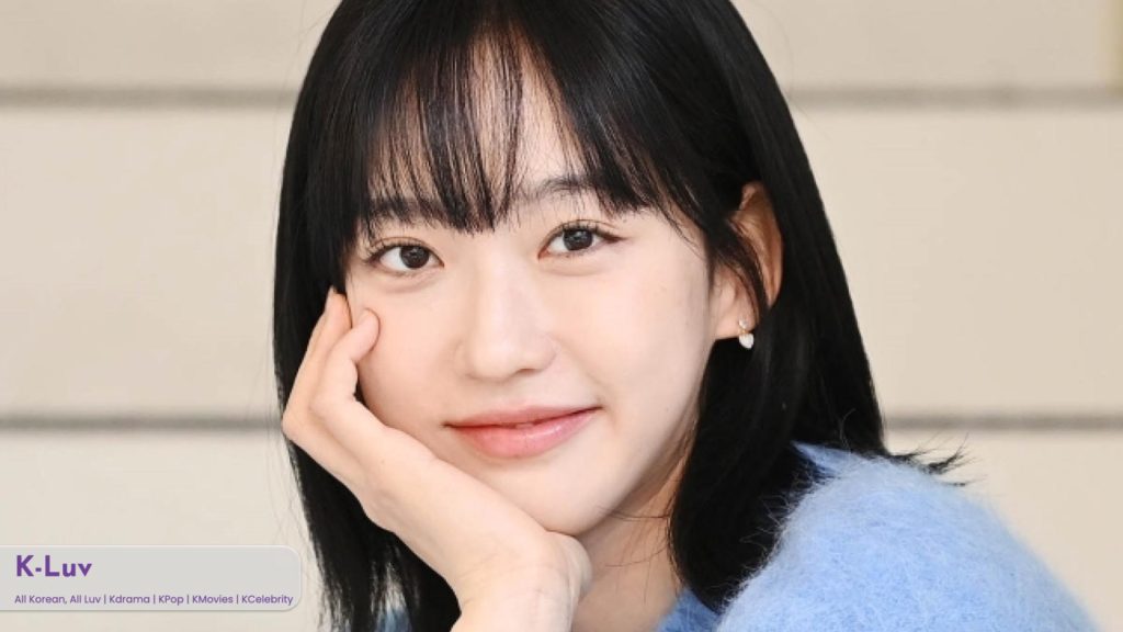 Interview with Han Ji-hyun.