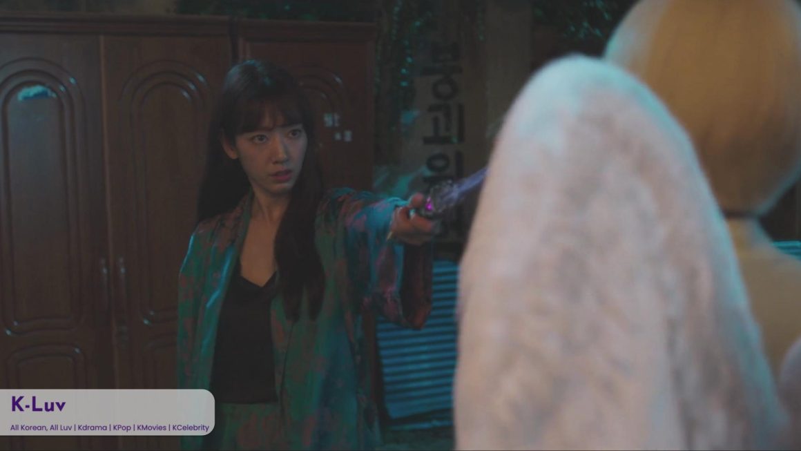 Park Shin-Hye meets Gabriel in ‘The Judge From Hell’ (EP9)