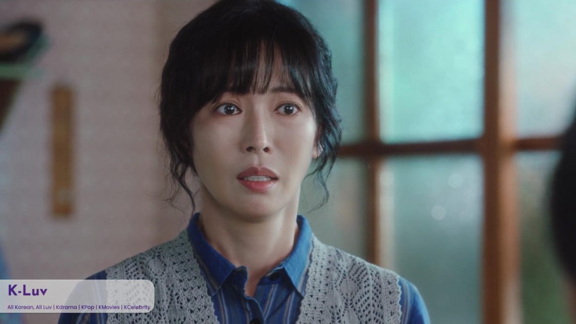 #KimSoYeon hurt by mom’s word in #AVirtuousBusinessEP3 #AVirtuousBusiness